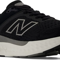 Women's New Balance 1540 V4 Wide in Black/ White. Sku: W1540BK4-D